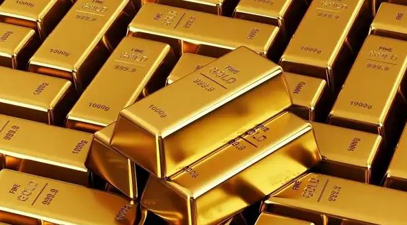 金价跌回3字头 半年回撤30%
