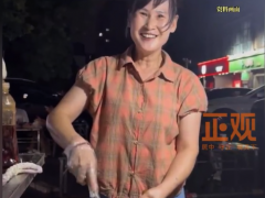 小伙一句话带火妈妈炒面摊 当事人是怎么说？